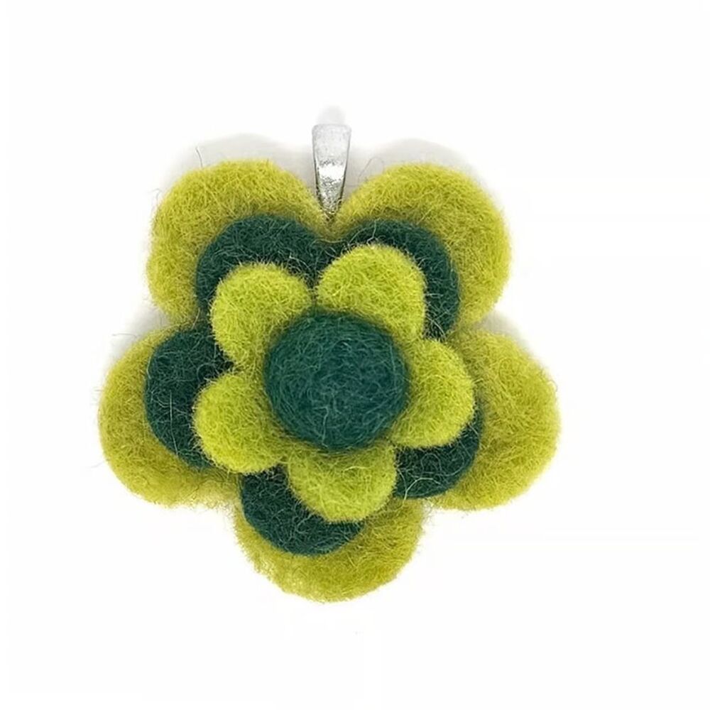 1pc Beads for Jewelry #21542 Green Felt Flower Pendant